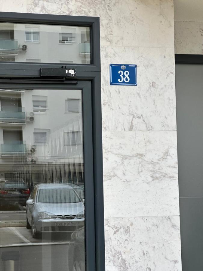 Irina Centre Apartment Podgorica Extérieur photo